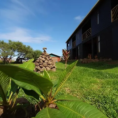 Apartamentos Tupuna Lodge Hanga Roa Exterior photo
